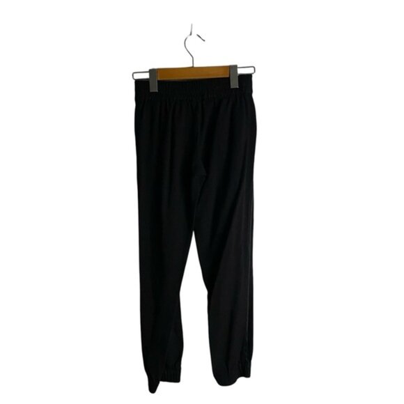 Talula Women's Black Relaxed Drawstring Waist Tapered Jogger Pant - Picture 9 of 9